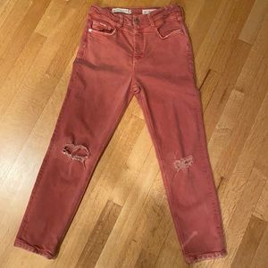 Cool used look pair of jeans!